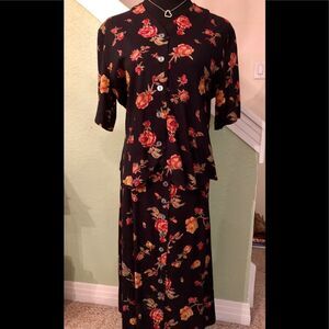 Vintage inspired skirt suit by 1601 in large